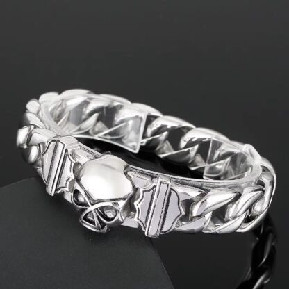 Engraved Stainless Steel Skull Link Bracelet - Image 4