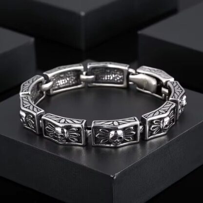 Unleash Your Inner Rebel: Stainless Steel Skull Link Bracelet - Image 3
