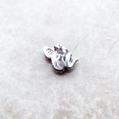 Captivating Snake Stud Earrings: 925 Sterling Silver - Image 4