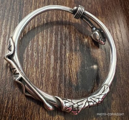 Exquisite 925 Silver Lotus Leaf Bracelet: Handmade Elegance - Image 4
