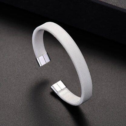 Exquisite 925 Sterling Silver Mesh Bracelet for Men and Woman - Image 3