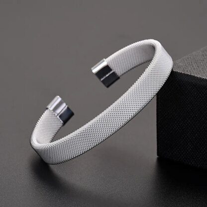 Exquisite 925 Sterling Silver Mesh Bracelet for Men and Woman - Image 4