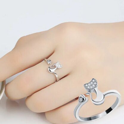 Sparkling Feline: Adjustable Crystal Zirconia Cat Ring - Image 2