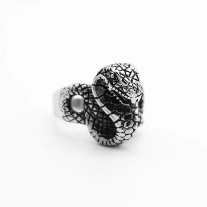 Wild Cobra Snake Ring: Stainless Steel Men's Accessory - Image 6