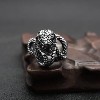 Wild Cobra Snake Ring: Stainless Steel Men's Accessory - Image 3
