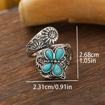 Vintage Turquoise Butterfly Ring: A Timeless Treasure - Image 3