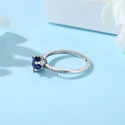 Elegant 925 Sterling Silver Rhodium Sky Crystal Ring - Image 2