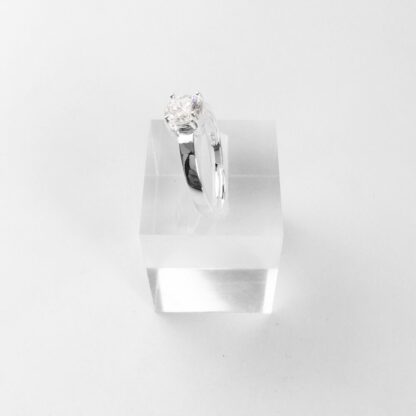 Exquisite Silver "Wedding" Ring with Shimmering White Diamond-Like Stone - Image 2